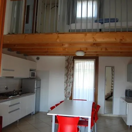 Amazing With Swimming Pool - Beahost Apartment *